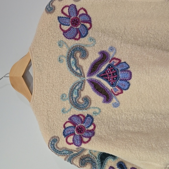 Retro 80's/90's Brocade Embroidered Cream Wool Jacket - Picture 11 of 15